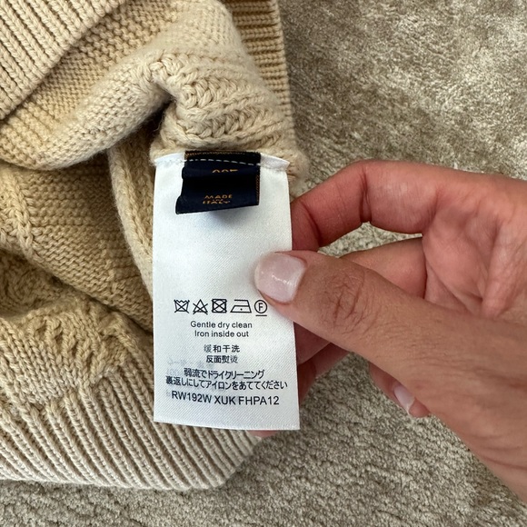 Louis Vuitton sweater size XXL - Picture 7 of 7